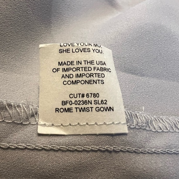 Show Me Your MuMu Rome Twist Gown Lilac Satin Romantic Feminine Flutter Small - Picture 6 of 6